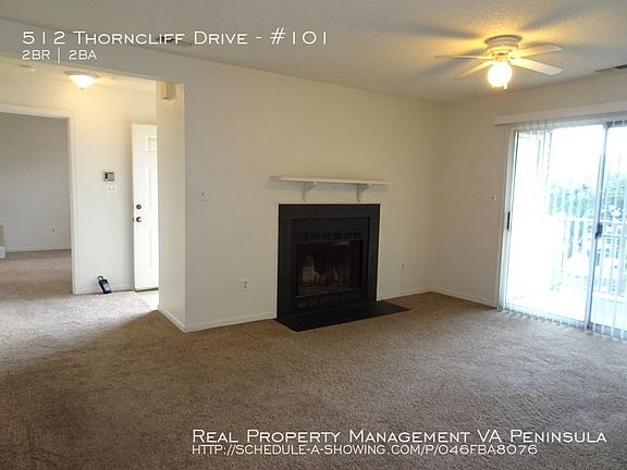 3rd image of 512 Thorncliff Dr APT 101