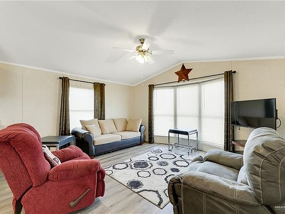 5th image of 2207 Lost Greens Dr