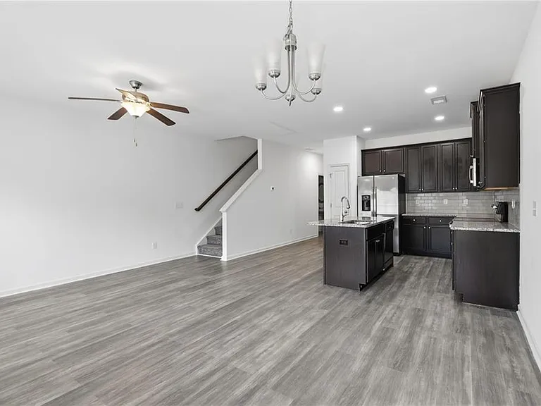 7134 Gladstone Cir — Photo 7