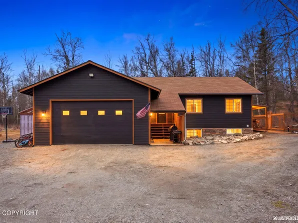 1400 N Armor Ct, Wasilla, AK 99654