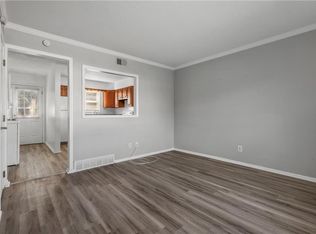 717 S Prairie St, Liberty, MO 64068