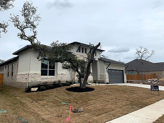 2nd image of 3941 Stanyan Dr