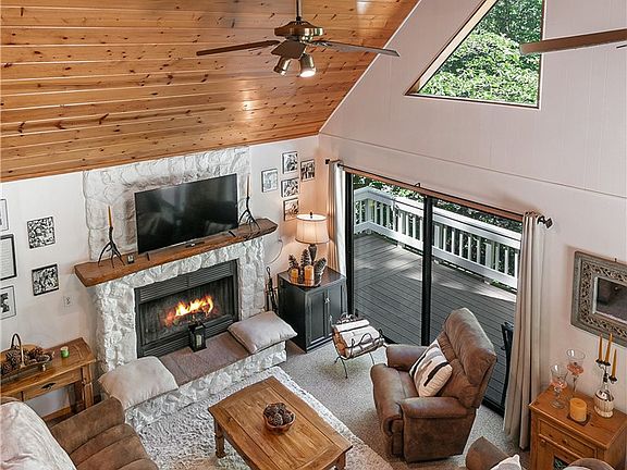 3rd image of 841 Cottage Grove Rd