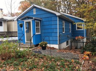 521 Brooklyn Mountain Rd, Hopatcong, NJ 07843