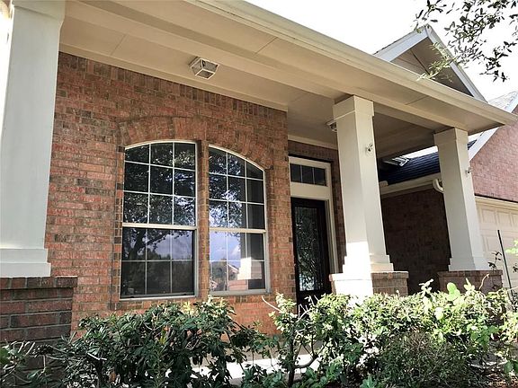 2nd image of 6902 Grants Hollow Ln