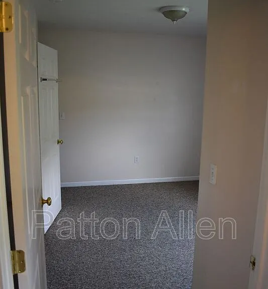 92 Drury Ln #H — Photo 7