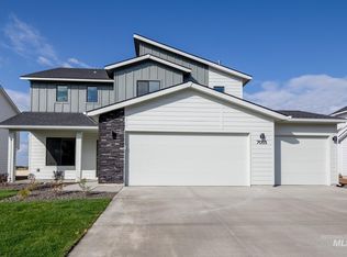 7053 S Old Farm Ave, Meridian, ID 83642