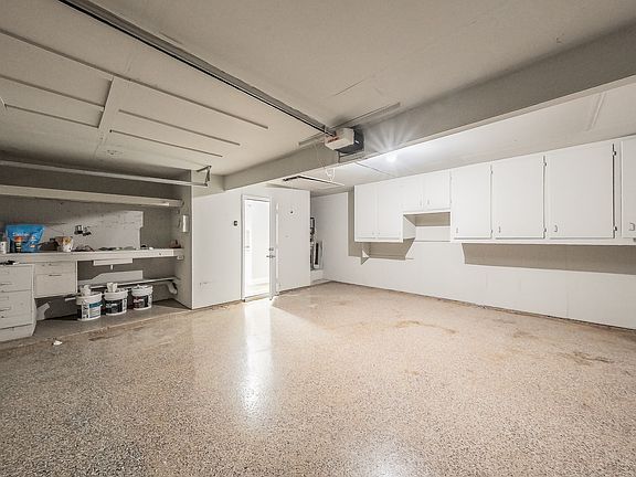 4th image of 728 Glenhaven Dr