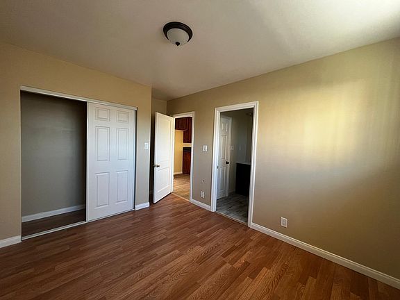 3rd image of 6117 S Hoover St #1/2