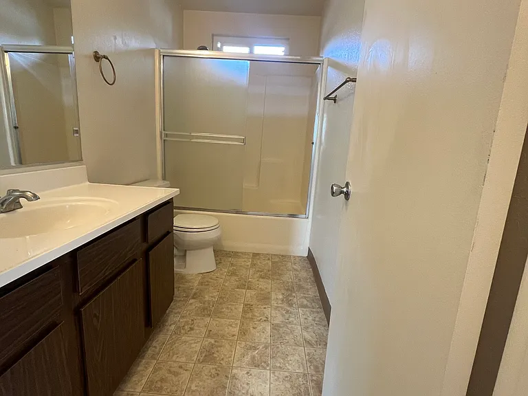 272 Spencer St #3 — Photo 3