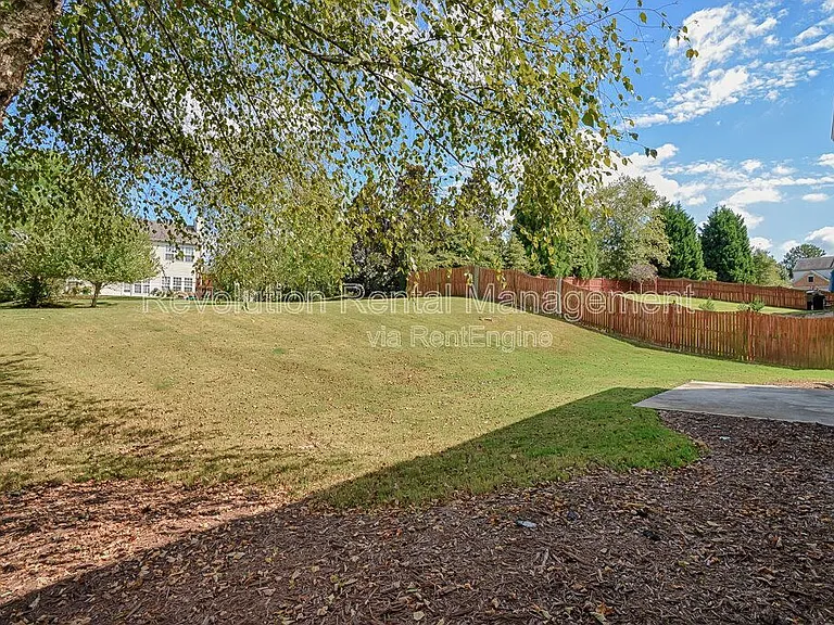 11655 Crossington Rd — Photo 24