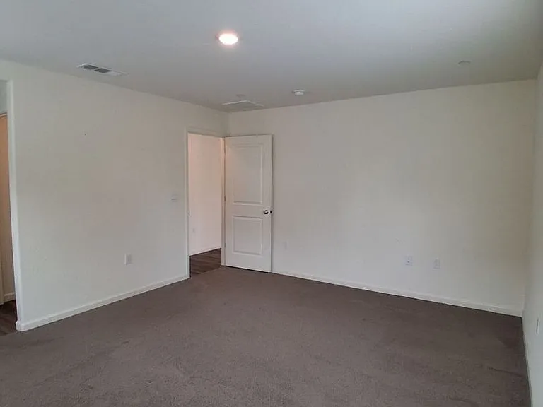 1646 Concord Ave — Photo 16