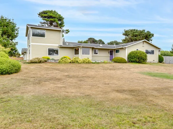 2797 Kelly Ave, McKinleyville, CA 95519
