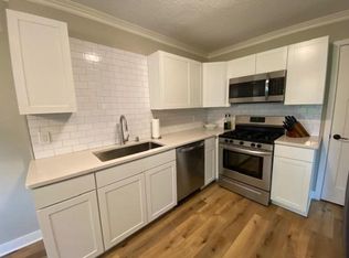 9518 Kingsview Ln N, Maple Grove, MN 55369