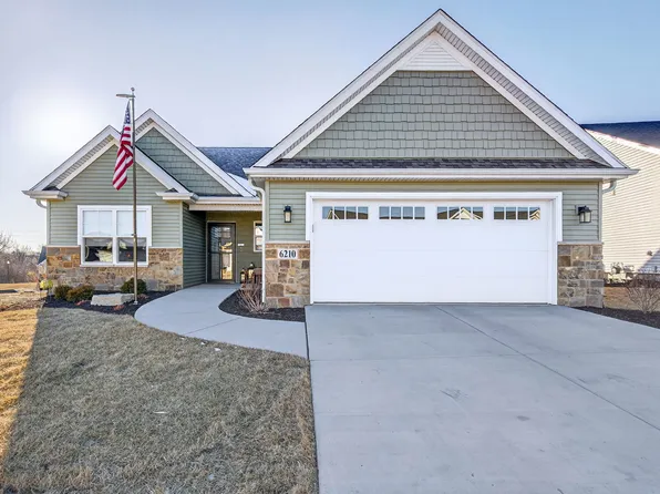 6210 College Ave, Davenport, IA 52807