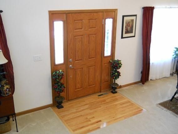 1st image of 1480 Woodside Dr
