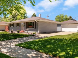 1510 Sylvester St, Janesville, WI 53546