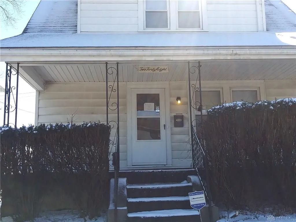 248 E Siebenthaler Ave photo 1