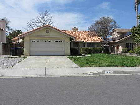 2nd image of 941 Gloria Dr