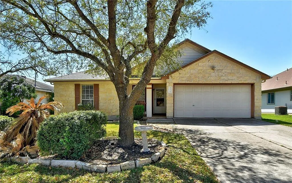 3 bed, 2.0 bath, 1416 sqft, $1,800 — Photo 1