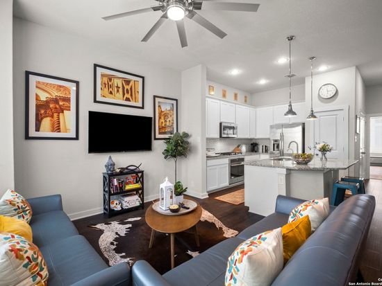 430 CLAY ST UNIT 10, San Antonio, TX 78204
