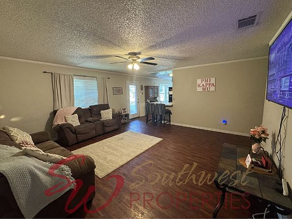 3rd image of 530 S 1st Ave