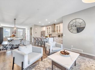 116 W Lucas St NW, Calgary, AB T3P1R6