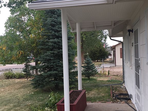 Front porch, planter box