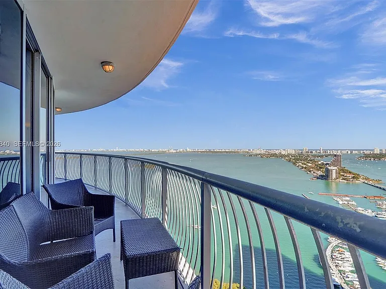 1750 N Bayshore Dr #3802 — Photo 37