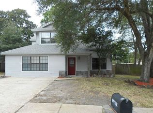 8 Pryor Dr, Mary Esther, FL 32569