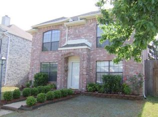 1727 Creekbend Dr, Lewisville, TX 75067