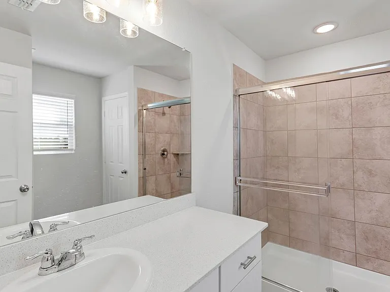 16009 Wanderer Ln — Photo 14