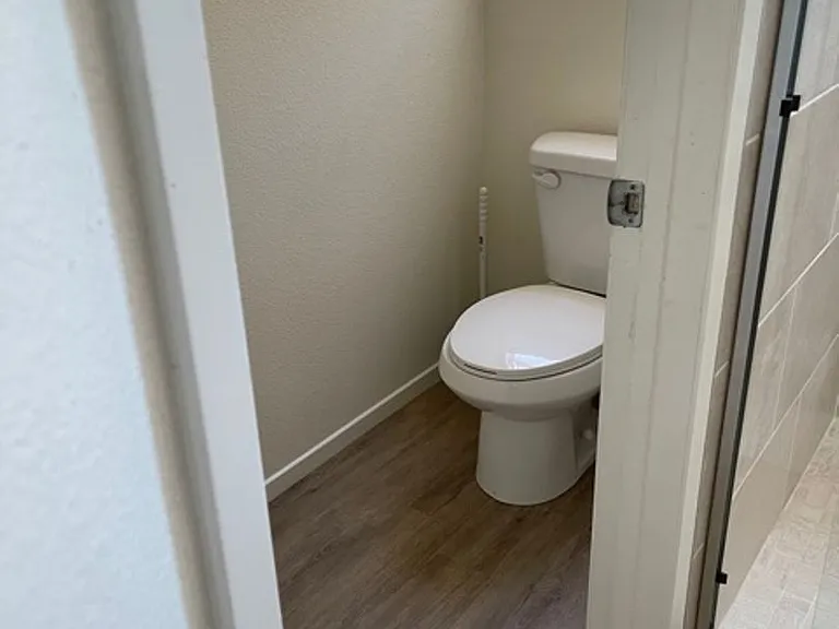 2174 Shadetree Ln — Photo 11