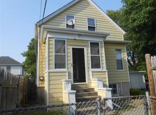 64 Grinnell St, Fall River, MA 02721