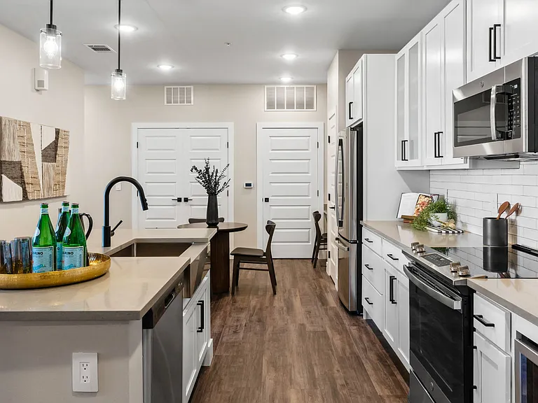 Northwest Crossing Apartment Homes — Photo 55