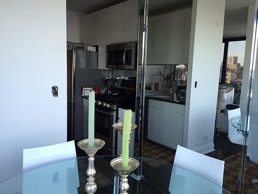 Rented by Nest Seekers International | media 23