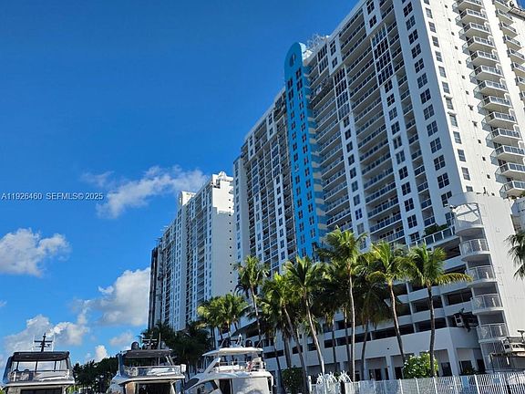 2nd image of 1800 Sunset Harbour Dr Suite 1808