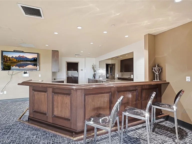 8255 Las Vegas Blvd S #802 — Photo 34