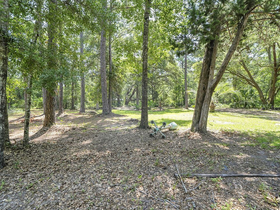 1st image of 41 Frog Hill Rd