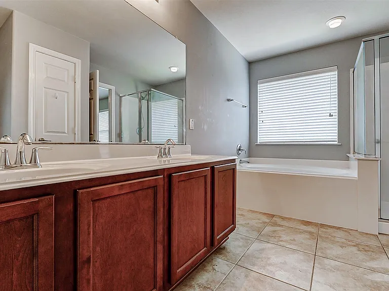 24522 Folkstone Cir — Photo 24