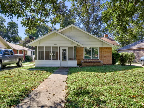 3238 Kinmore St, Dallas, TX 75223