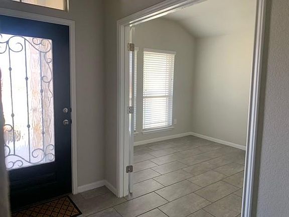 4th image of 5704 Scenic Lake Dr