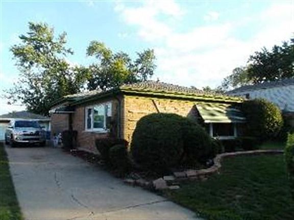 3rd image of 15980 Drexel Ave