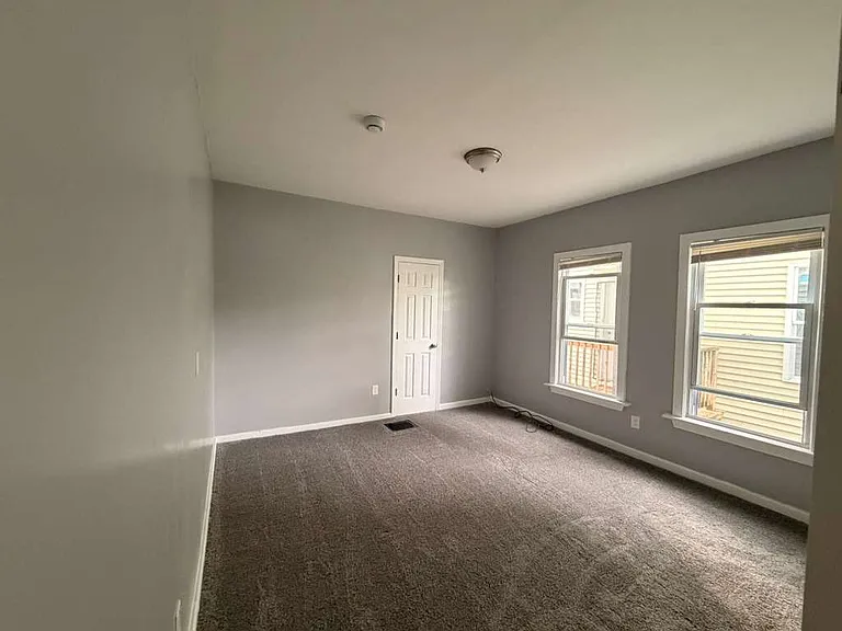 41 New St #2 — Photo 6