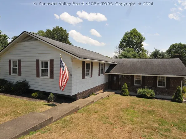 142 Morningside Dr, Elkview, WV 25071