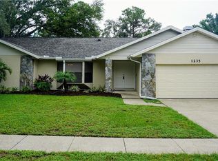 1235 Alhambra Ct, Dunedin, FL 34698