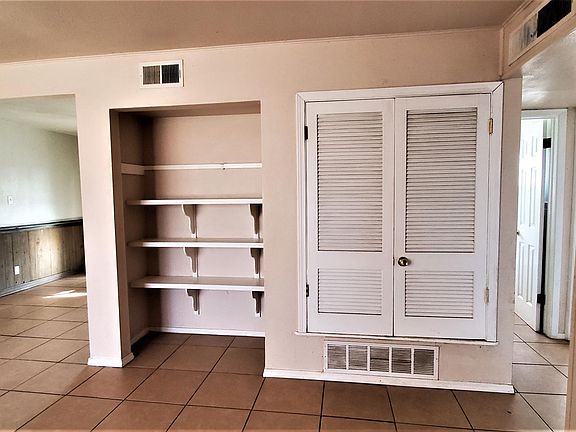 5th image of 10708 Gemstone St