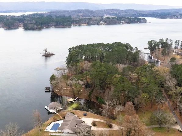 Winn Rd, Scottsboro, AL 35769