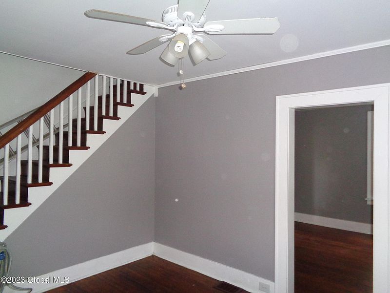 2nd image of 2228 Guilderland Avenue