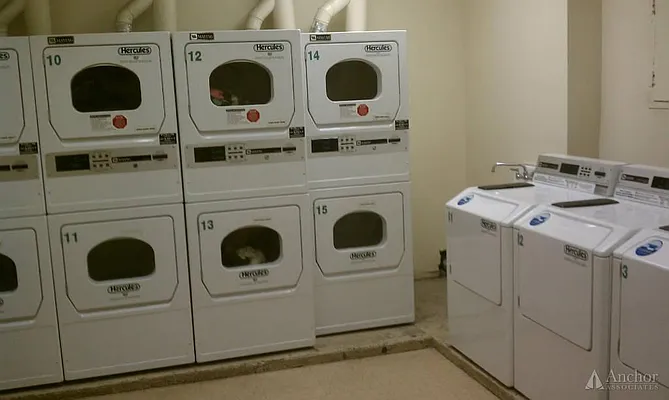 Rented by Anchor Associates | media 34